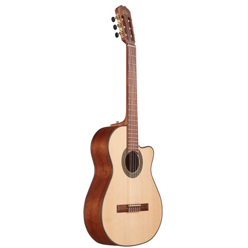 GUITARRA CLÁSICA C/ECUALIZADOR ALPUJARRA 83KPSY